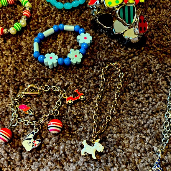 8 piece jewelry set - children’s - Picture 6 of 6